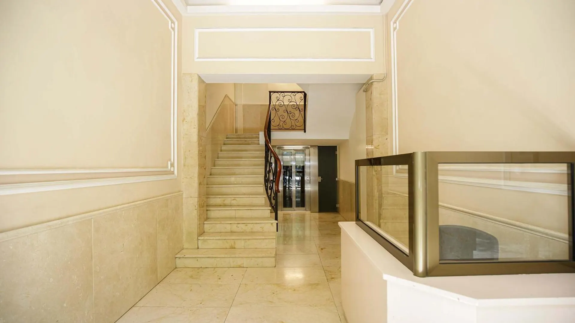Stay U-Nique Apartments Rambla Catalunya VI Barcelona 0*,