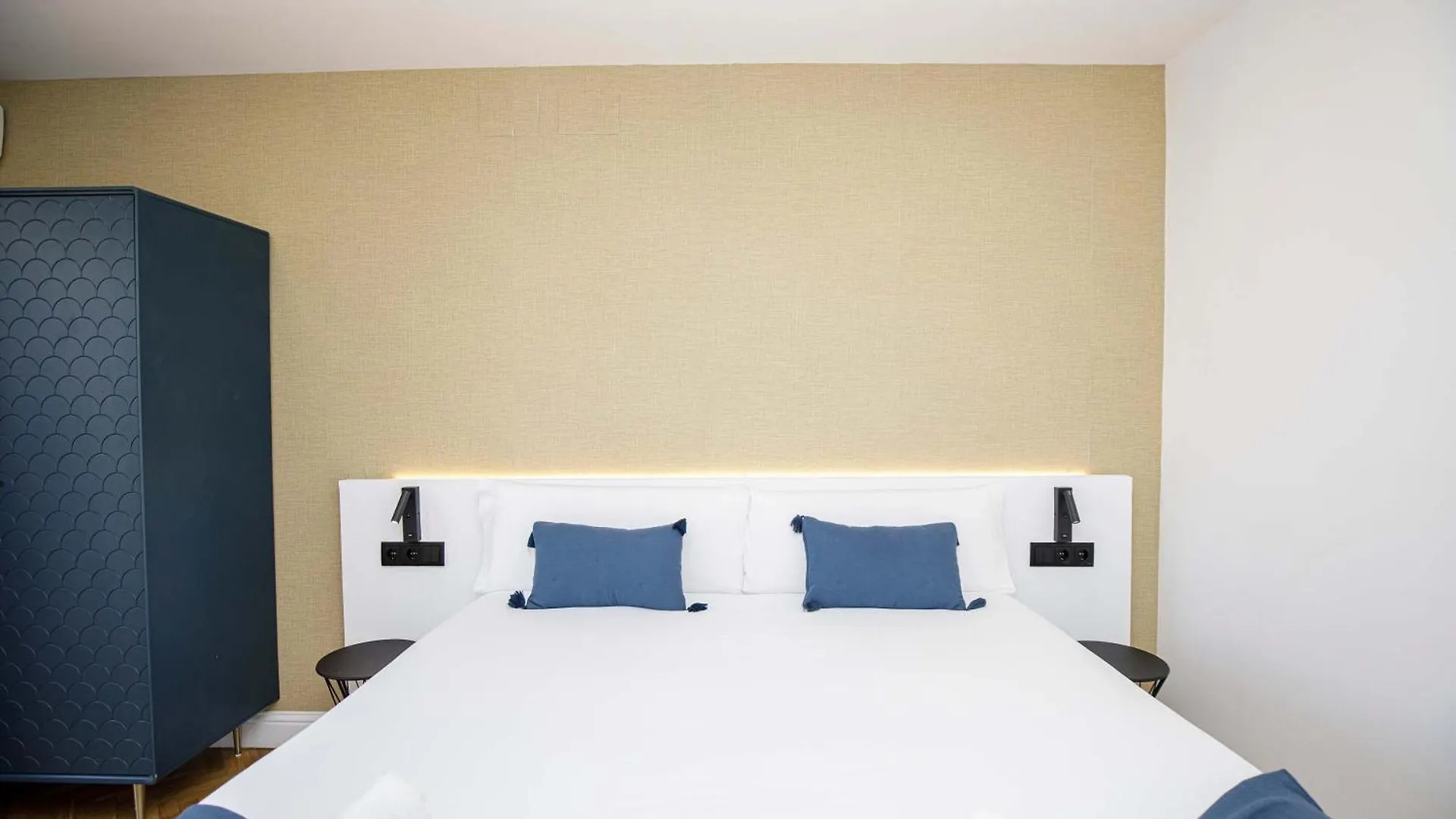 Stay U-Nique Apartments Rambla Catalunya VI برشلونة